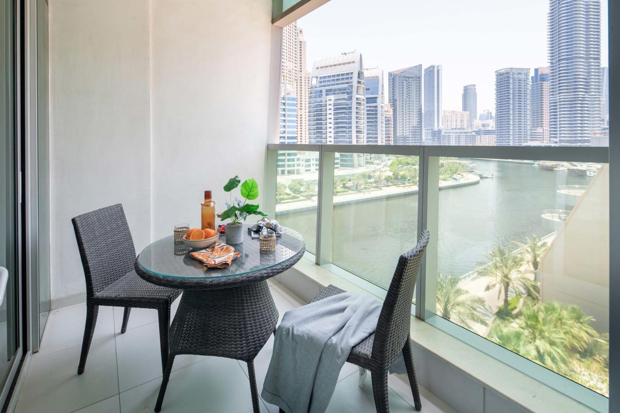 Frank Porter - Panoramic Tower Dubai Bagian luar foto